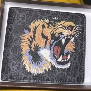 Gucci wallet